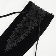 Load image into Gallery viewer, GE02501 Black velvet strap gloves