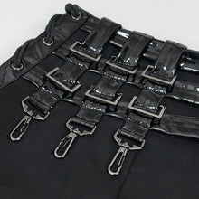 Load image into Gallery viewer, SKT148 Punk patent leather spliced men's kilt