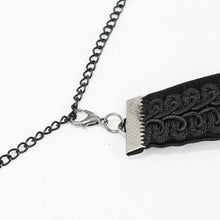 Load image into Gallery viewer, EAS007 Wine darkness gothic chocker