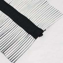 Load image into Gallery viewer, AS124 Gothic pleated black and white turtleneck collar