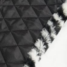 Load image into Gallery viewer, CT182 women black and white striped quilted wool jacket