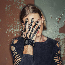 Load image into Gallery viewer, GE002 Devil fashion ghost claw rivets leather punk glove for men