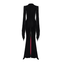 Load image into Gallery viewer, ECT02202 Black and red Slim-fit velvet long coat with slit sleeves
