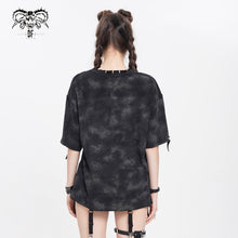 Load image into Gallery viewer, TT305 Magic Princess Doll Print T-shirt
